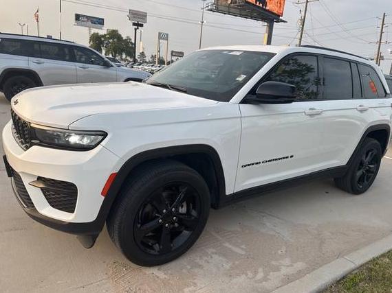 JEEP GRAND CHEROKEE 2022 1C4RJGAG1N8574673 image
